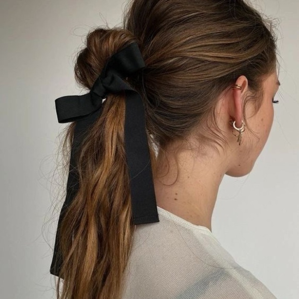 Black Bow Hair Pin - Picture 7 of 10